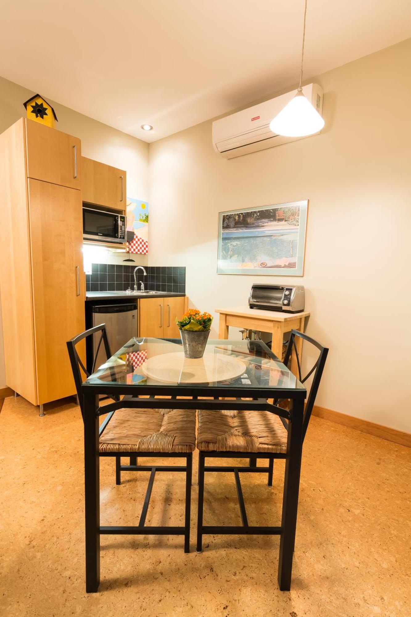 Cormier'S Studio Guest Suites เพนทิกตัน ภายนอก รูปภาพ
