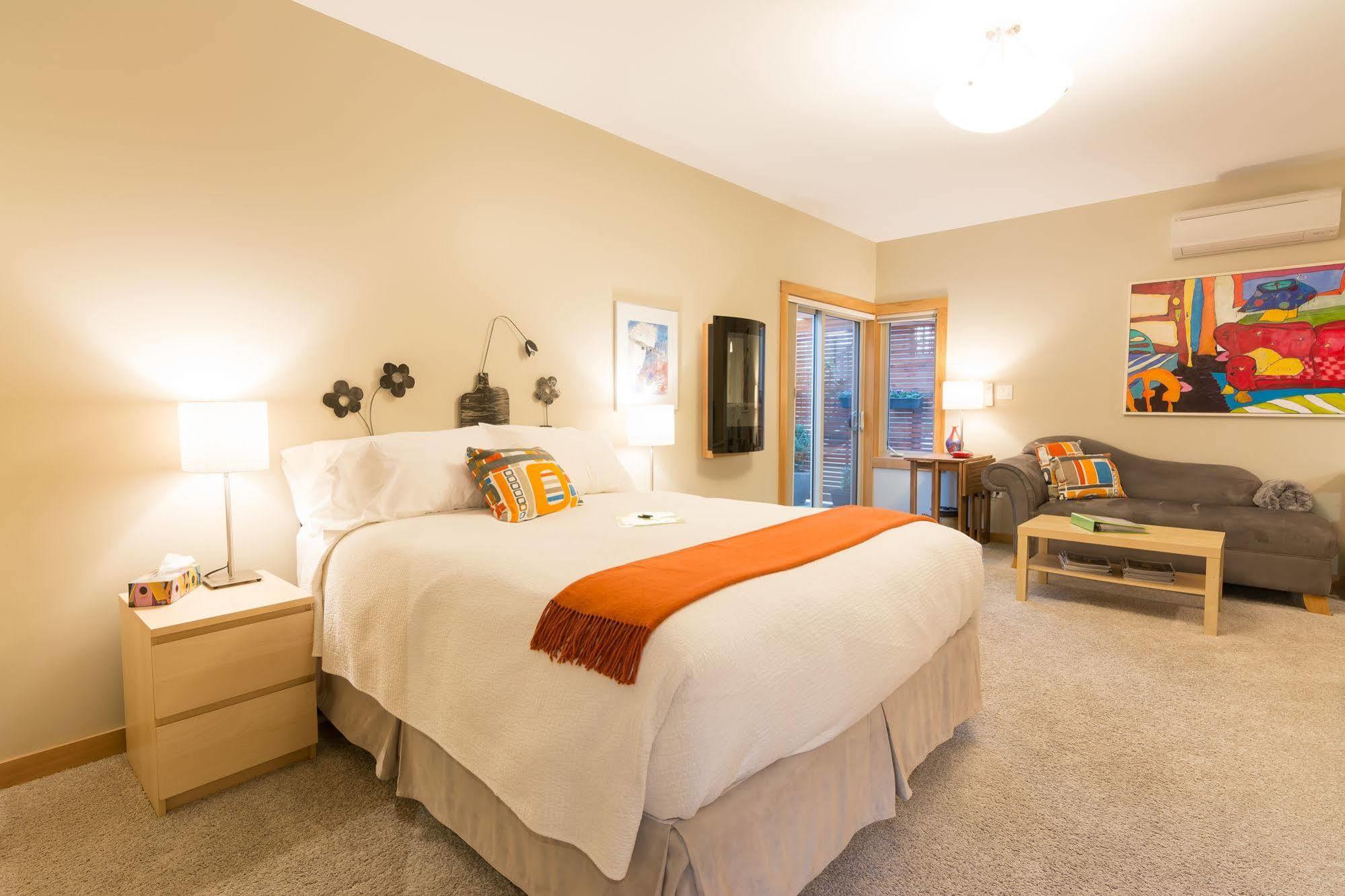 Cormier'S Studio Guest Suites เพนทิกตัน ภายนอก รูปภาพ